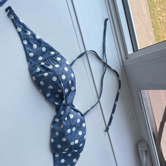 Cute swim/bathing suit set with dots - Picture 3 of 3